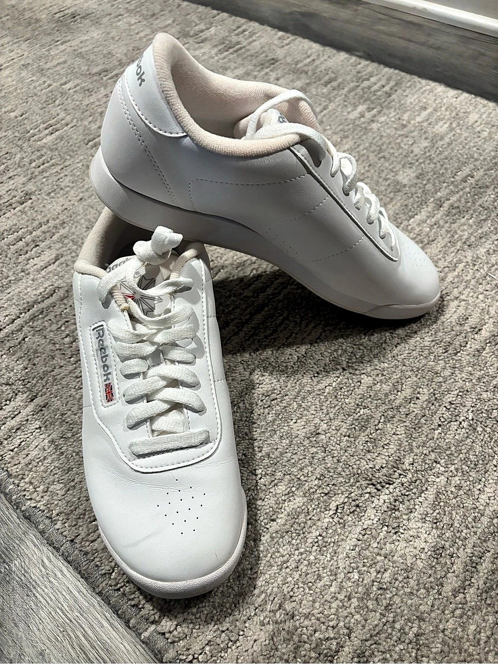 Reebok Princess White Sneakers size 10
